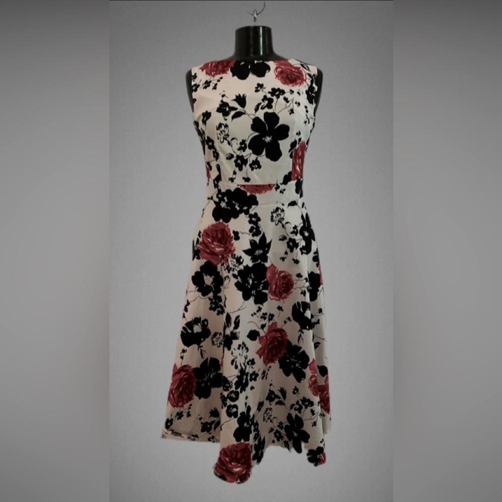 40s Inspired Tea Dress. Size M. Worn Once. Looks New.